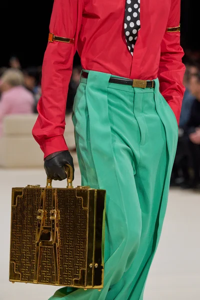 Look 65